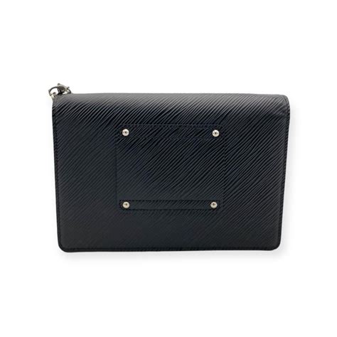 lv twist belt chain pouch